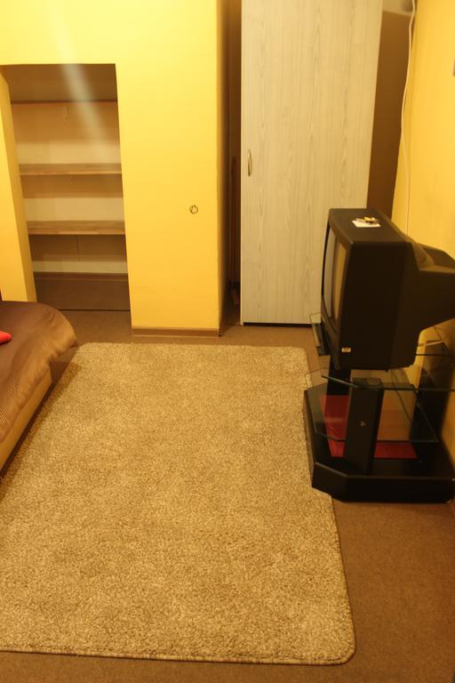 Pokoje Na Chmielnej 2 Hostel Warsaw Bilik gambar
