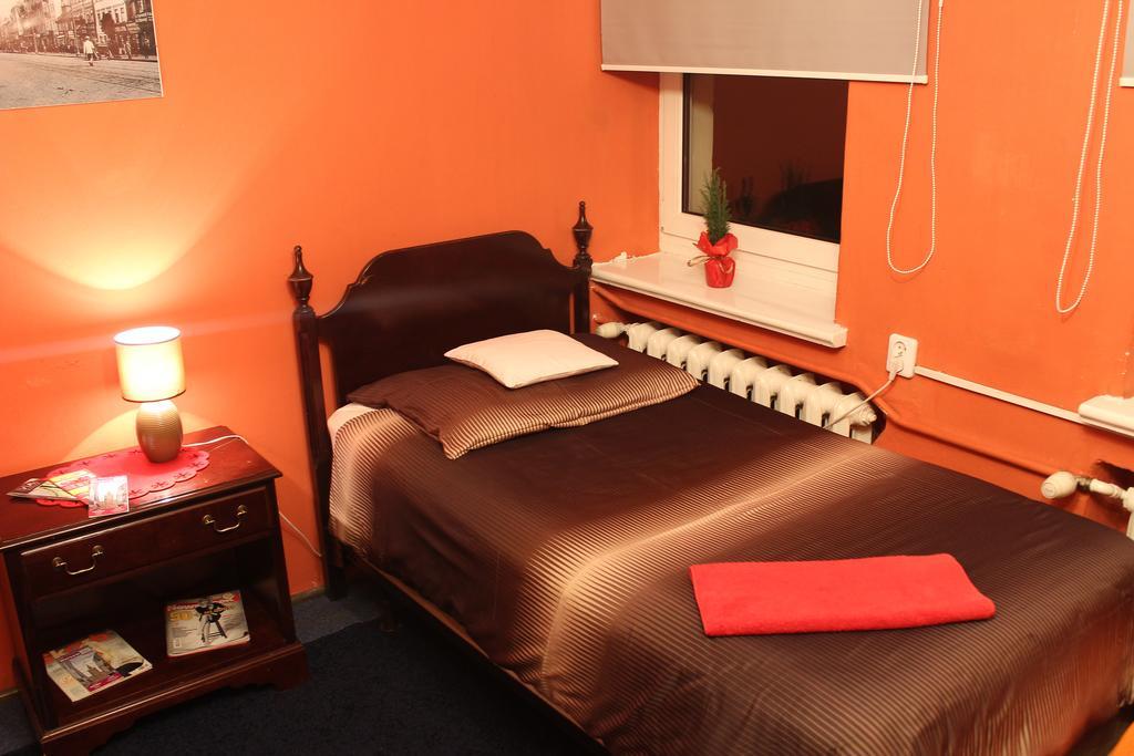 Pokoje Na Chmielnej 2 Hostel Warsaw Bilik gambar